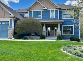 5361 Scenic Oak Dr SW, Rochester, MN 55902