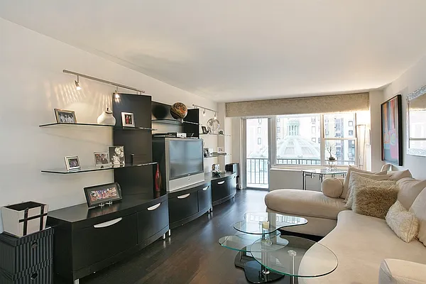 Sold by Corcoran | media 16