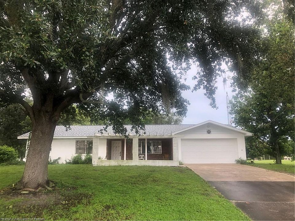 1st image of 8301 Hampshire Dr