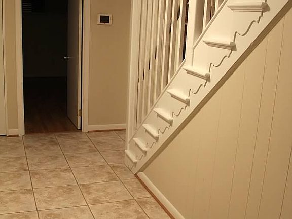 Foyer & Door to Bedroom #1