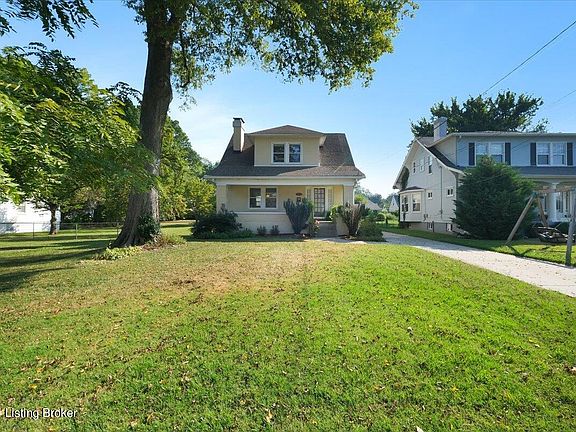2nd image of 2705 Pindell Ave