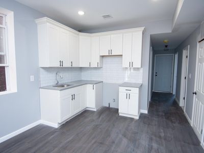 235 Lake St, Newark, NJ, 07104