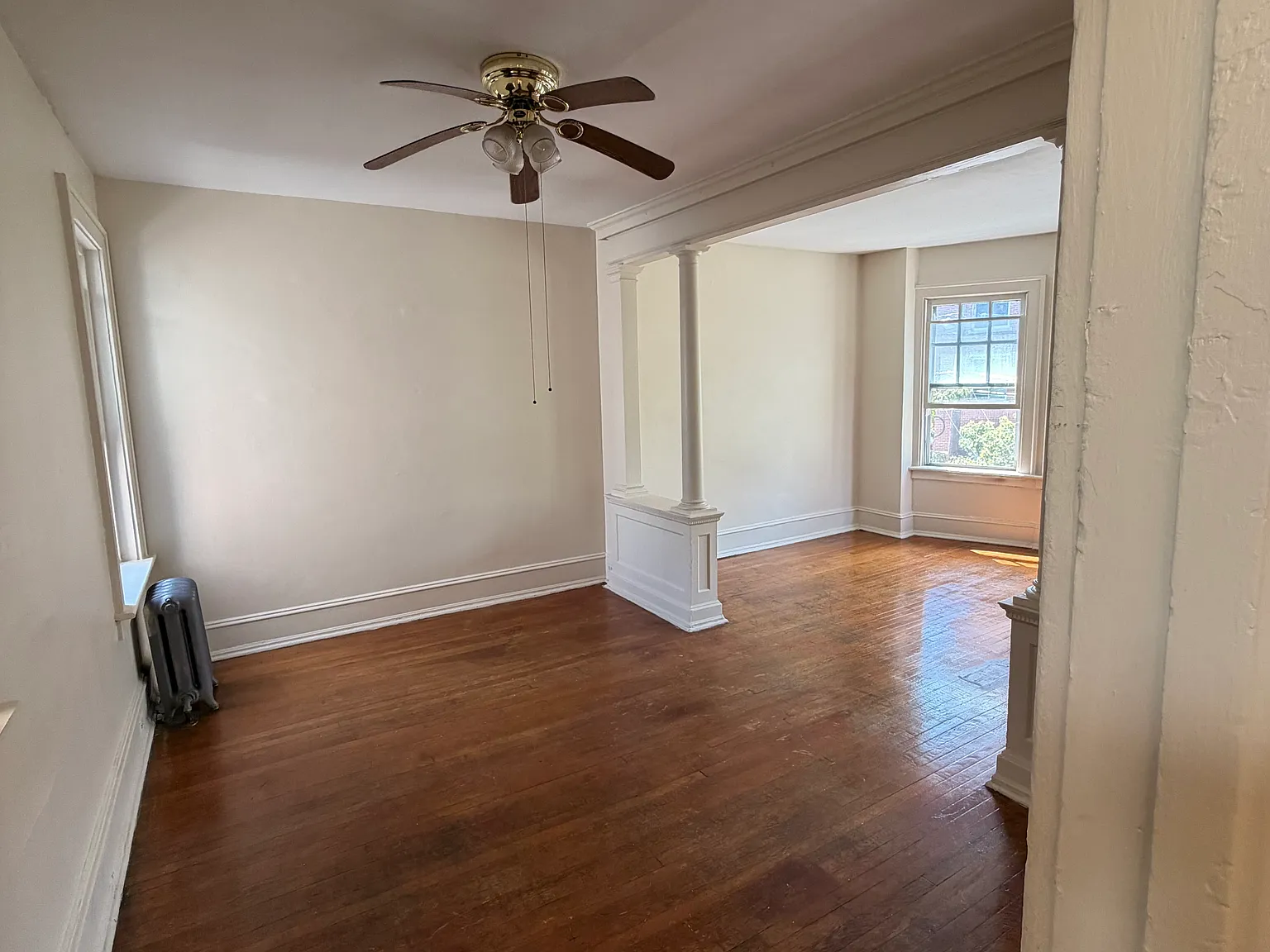 2 bed, 1050 sqft, $1,580 — Photo 4