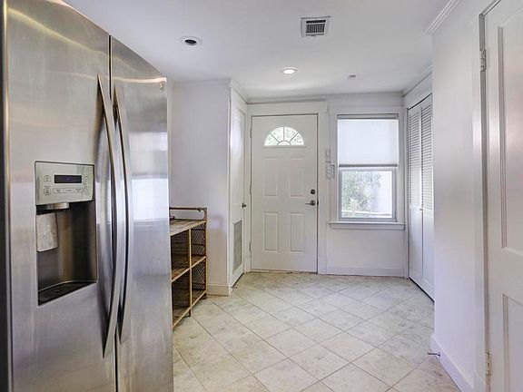 5th image of 6645 Lindy Ln