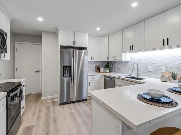 116 Francis Circle, Rohnert Park, CA 94928