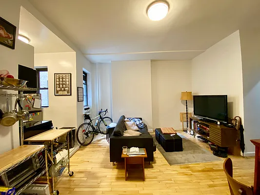 Rented by Compass | media 3