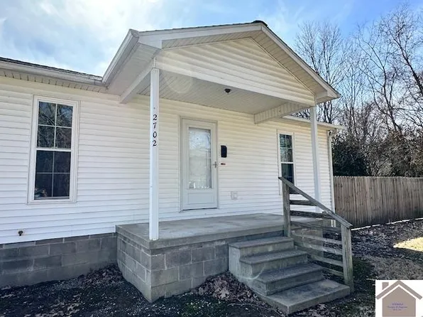 2702 S 28th St, Paducah, KY 42003