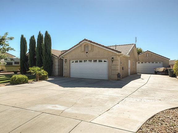 5th image of 781 N 1110 West Cir