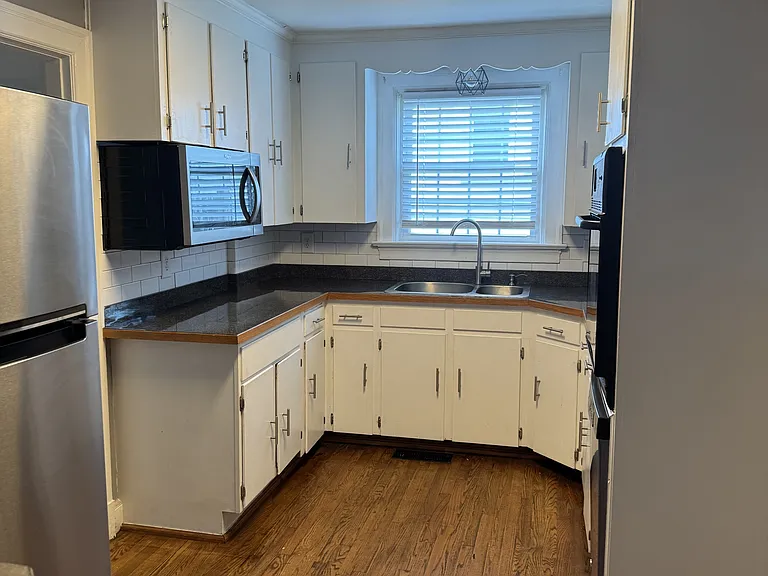 310 Yeardley Ave — Photo 35
