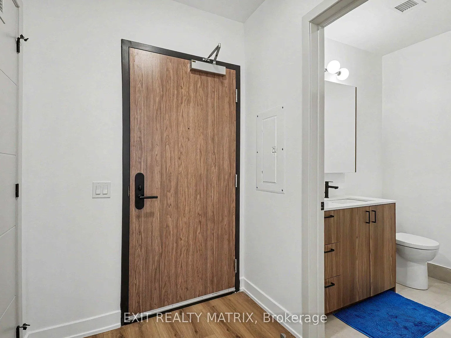 Studio, $1,999 — Photo 3