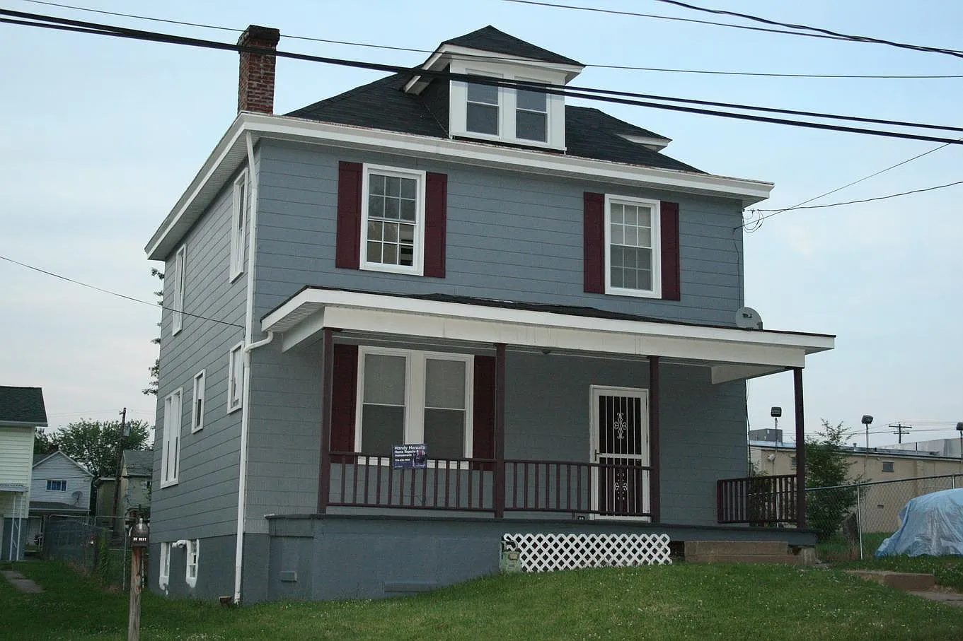 24 W Kerr St photo 1