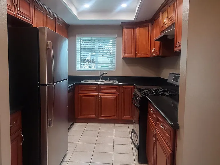 507 N Curtis Ave — Photo 5