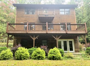 90 Double Barrell Ln, Dillard, GA 30537