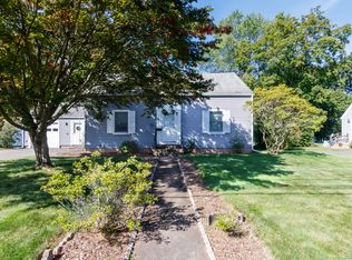 51 Cheshire Rd, Meriden, CT 06451