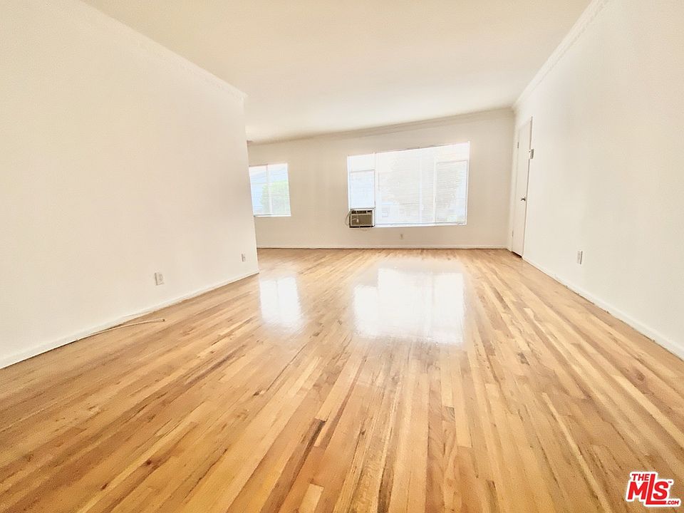 1st image of 1338 N Vista St #2A