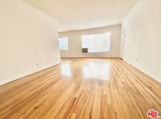 1338 N Vista St #2A, Los Angeles, CA 90046
