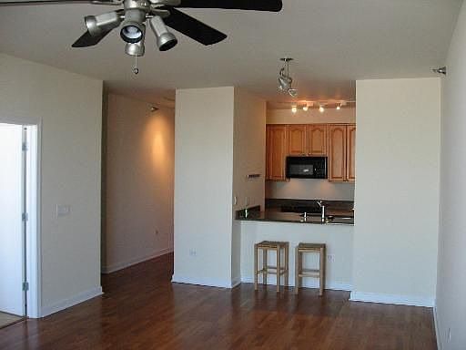 2nd image of 421 W Huron St APT 1208
