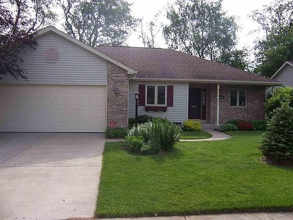 2nd image of 52584 Westgate Dr