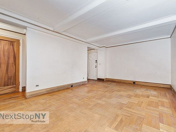 2nd image of 333 E 53rd St APT 4H