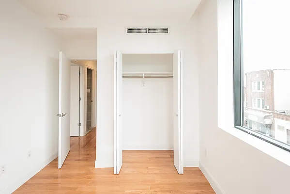 Rented by Modern Spaces | media 23