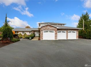 1149 6th Ave S, Edmonds, WA 98020