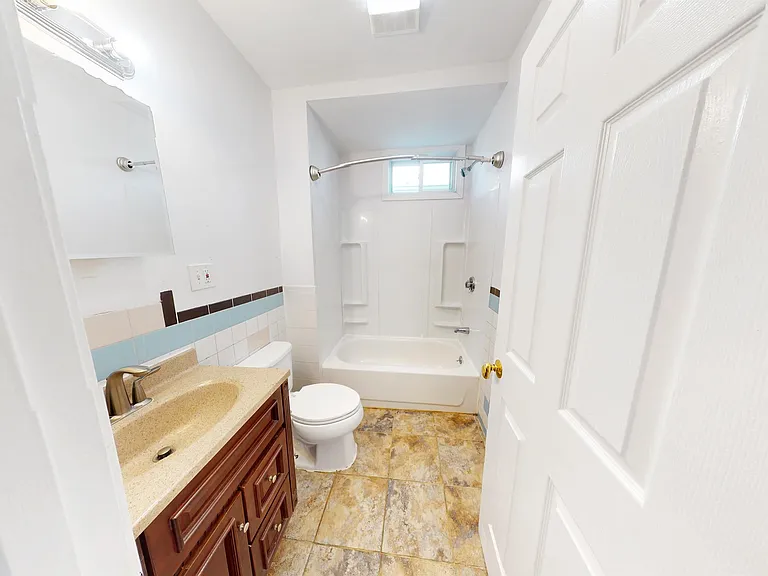 44 Fenton St #2 — Photo 9