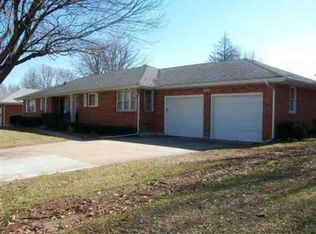 907 Ruth Ann Dr, Sedalia, MO 65301