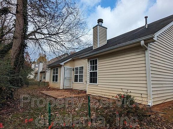 2nd image of 3821 Leprechaun Ct