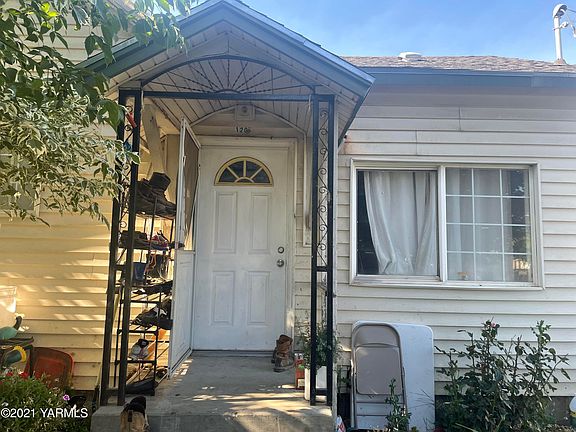 4th image of 1208 Decatur Ave