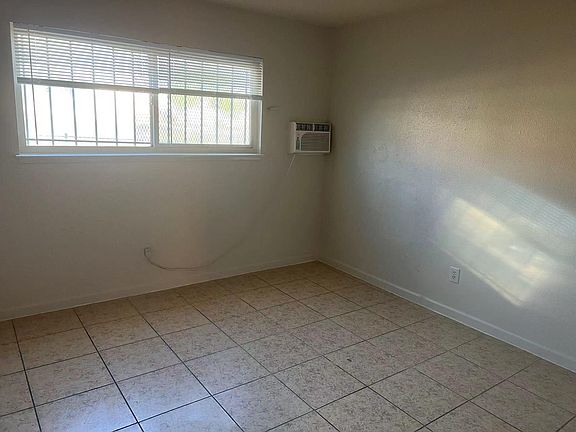 4th image of 2199 E 19th St APT C