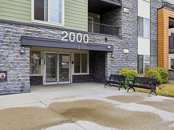 2nd image of 1317 E 27th St SE #2304