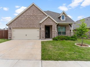 2310 Trickling Creek Dr, Garland, TX 75041