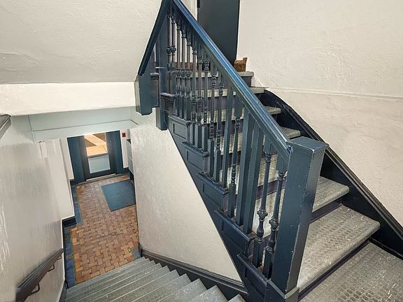 4th image of 195 W City Ave APT B1