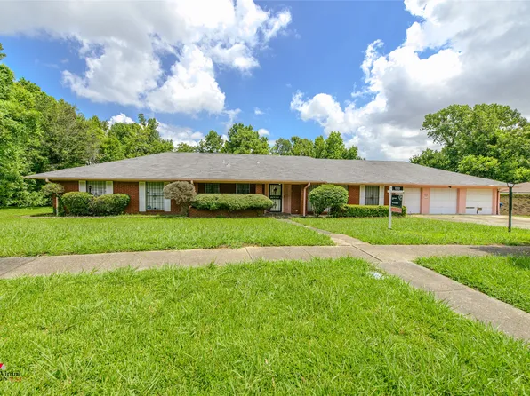 109 Holcomb Dr, Shreveport, LA 71103