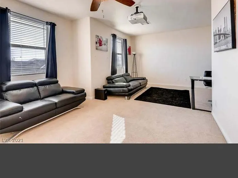 9242 Wittig Ave — Photo 37