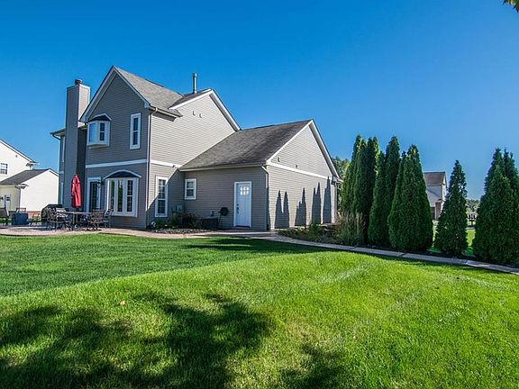 4th image of 1023 Equestrian Dr
