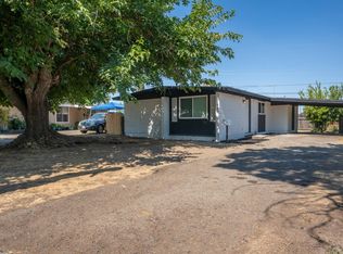952 Rosebrook Dr, Clovis, CA 93612