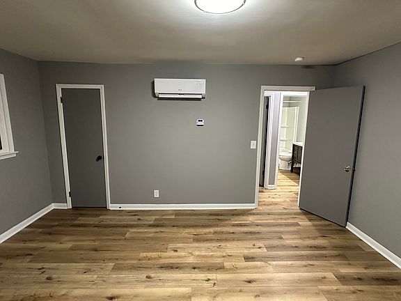 3rd image of 3829 Artee Rd