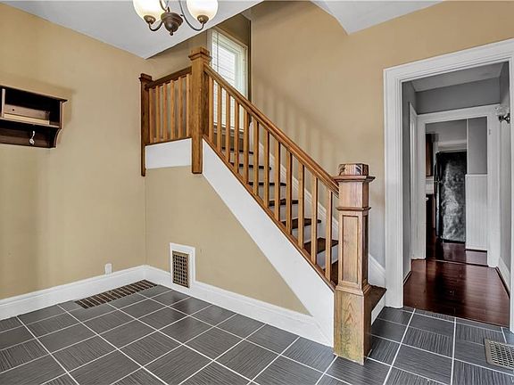 2nd image of 102 Florence Ave