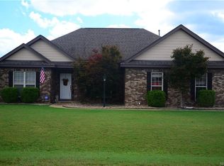 181 Village Way, Wetumpka, AL 36093