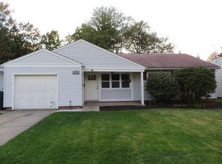 1274 Ranchland Dr, Mayfield Heights, OH 44124