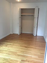 Rented by Kinyu Realty