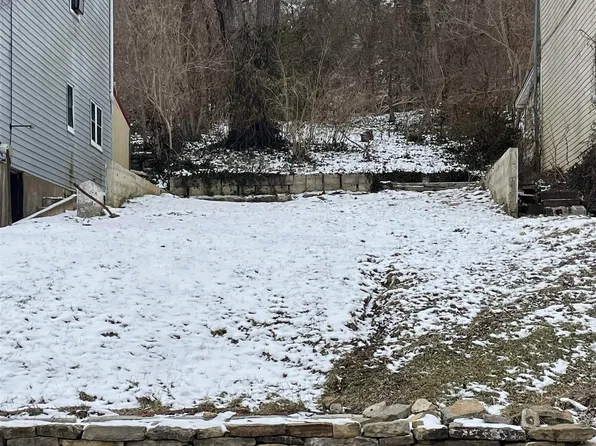 354 E 4th St, Maysville, KY 41056