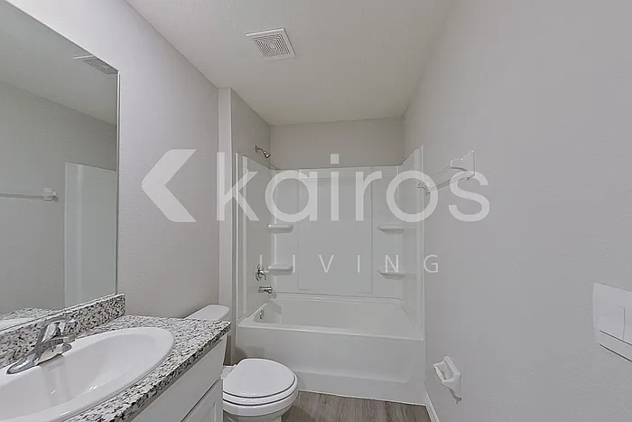 8590 SW 44th Ct — Photo 12