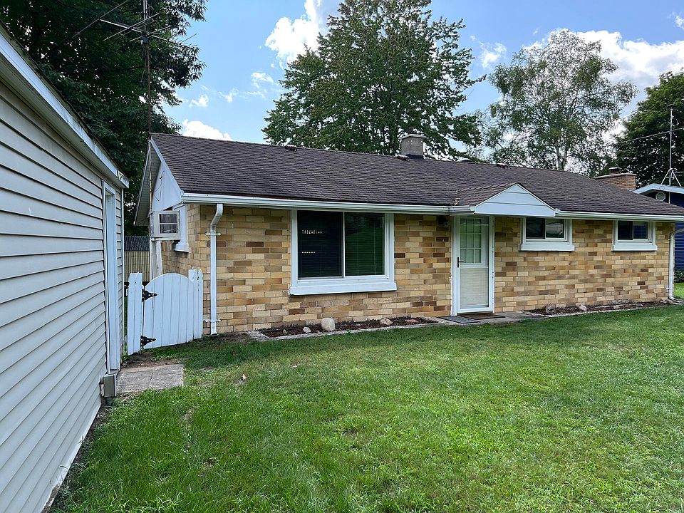 1st image of 6375 Lakeshore Dr