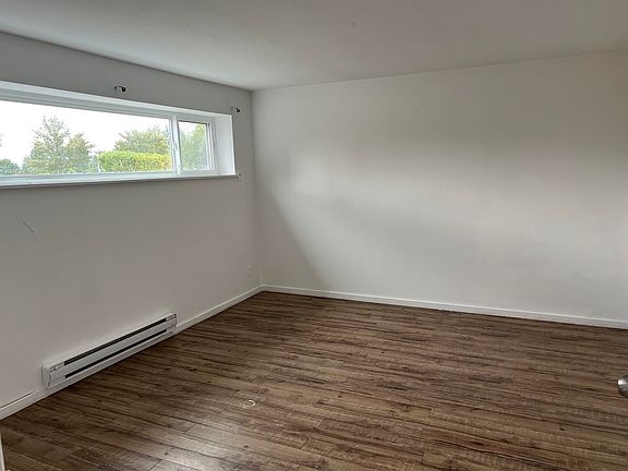 5th image of 11606 97th Ave #11604
