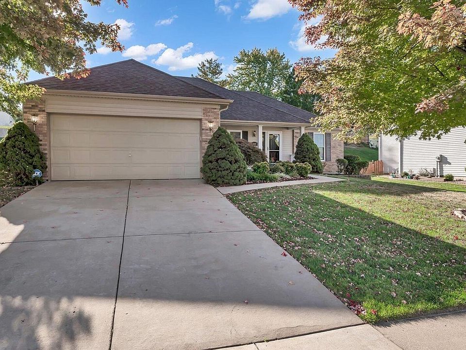 1st image of 3409 Cottonwood Dr