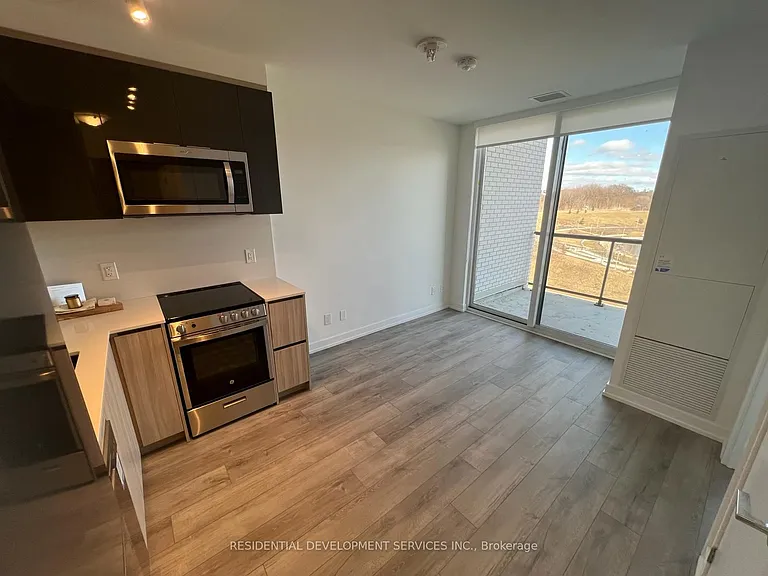 3100 Keele St #616 — Photo 1