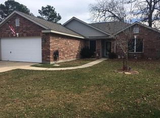 9818 Thrush Ln, Conroe, TX 77385