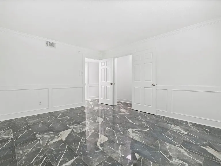 7900 Westheimer Rd #121 — Photo 18